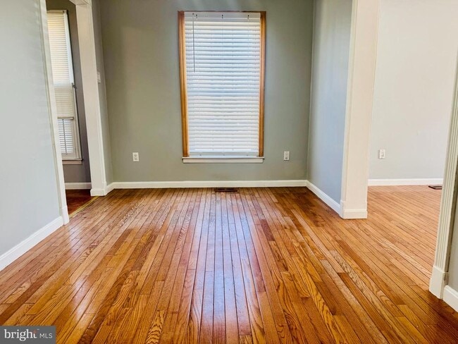 Building Photo - 2 Durness Ct