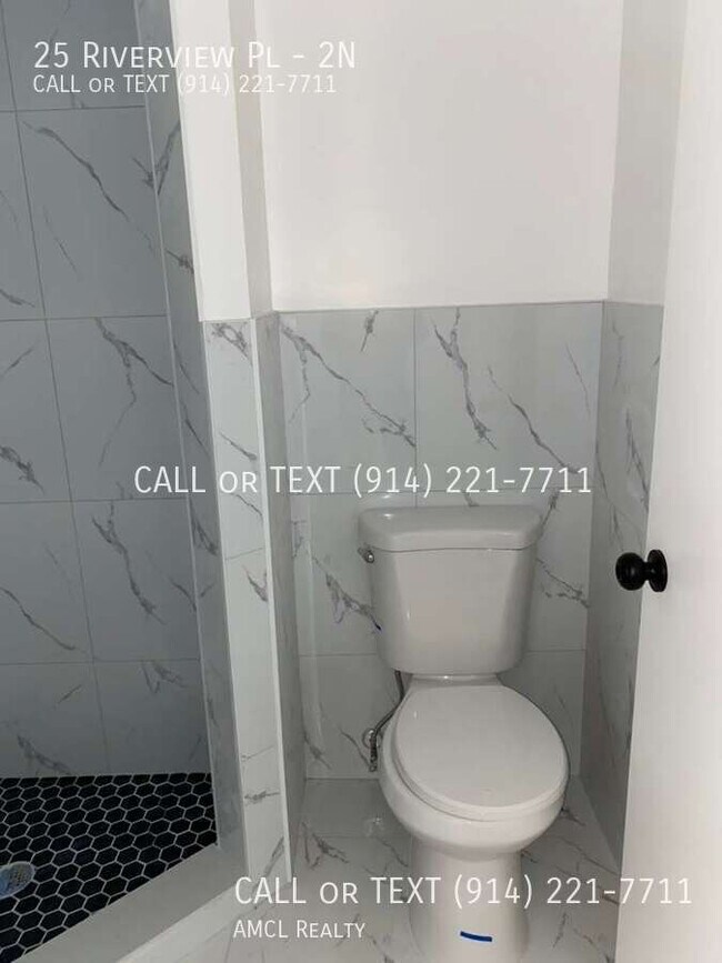 Foto del edificio - 25 Riverview Pl