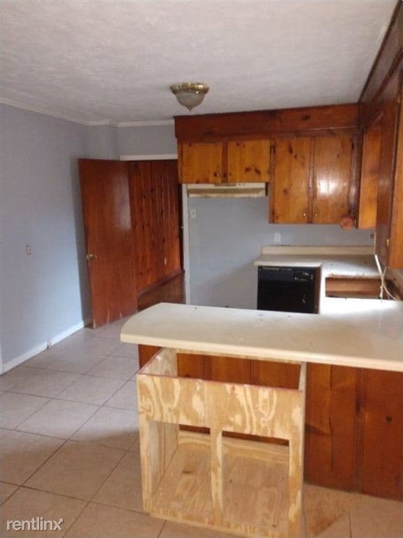 Building Photo - 4 br, 2 bath House - 846 Winn St