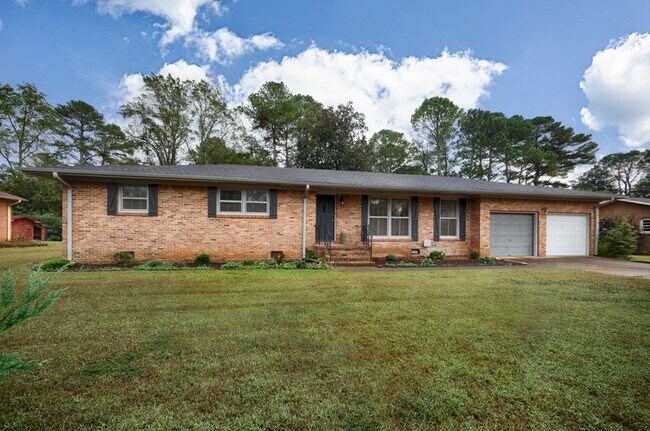 Foto del edificio - 2105 Shannonhouse Rd SW