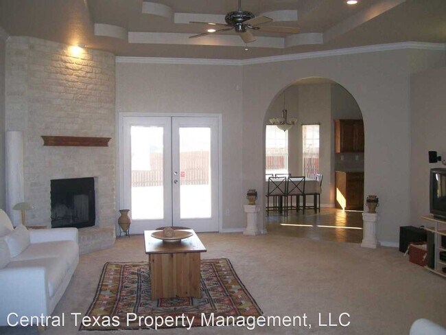Foto del edificio - 3 br, 2 bath House - 602 Mustang