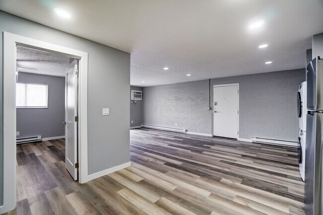 Interior Photo - Cascade Ridge