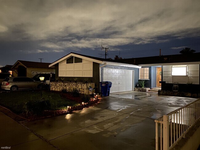 Building Photo - 4 br, 2 bath House - 7206 De Palma Street