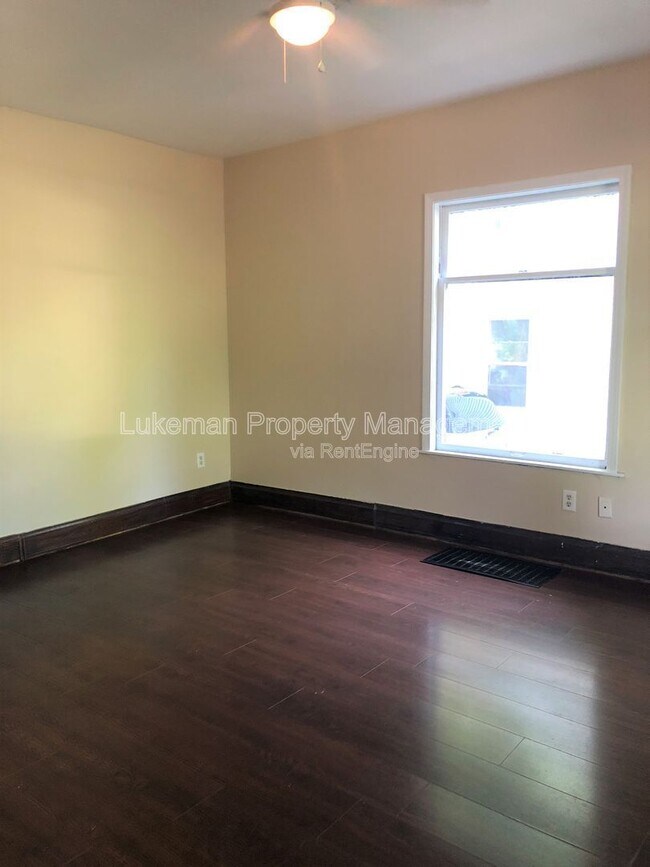 Foto del edificio - 701 Davis St