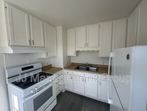 Building Photo - 1225 2nd St