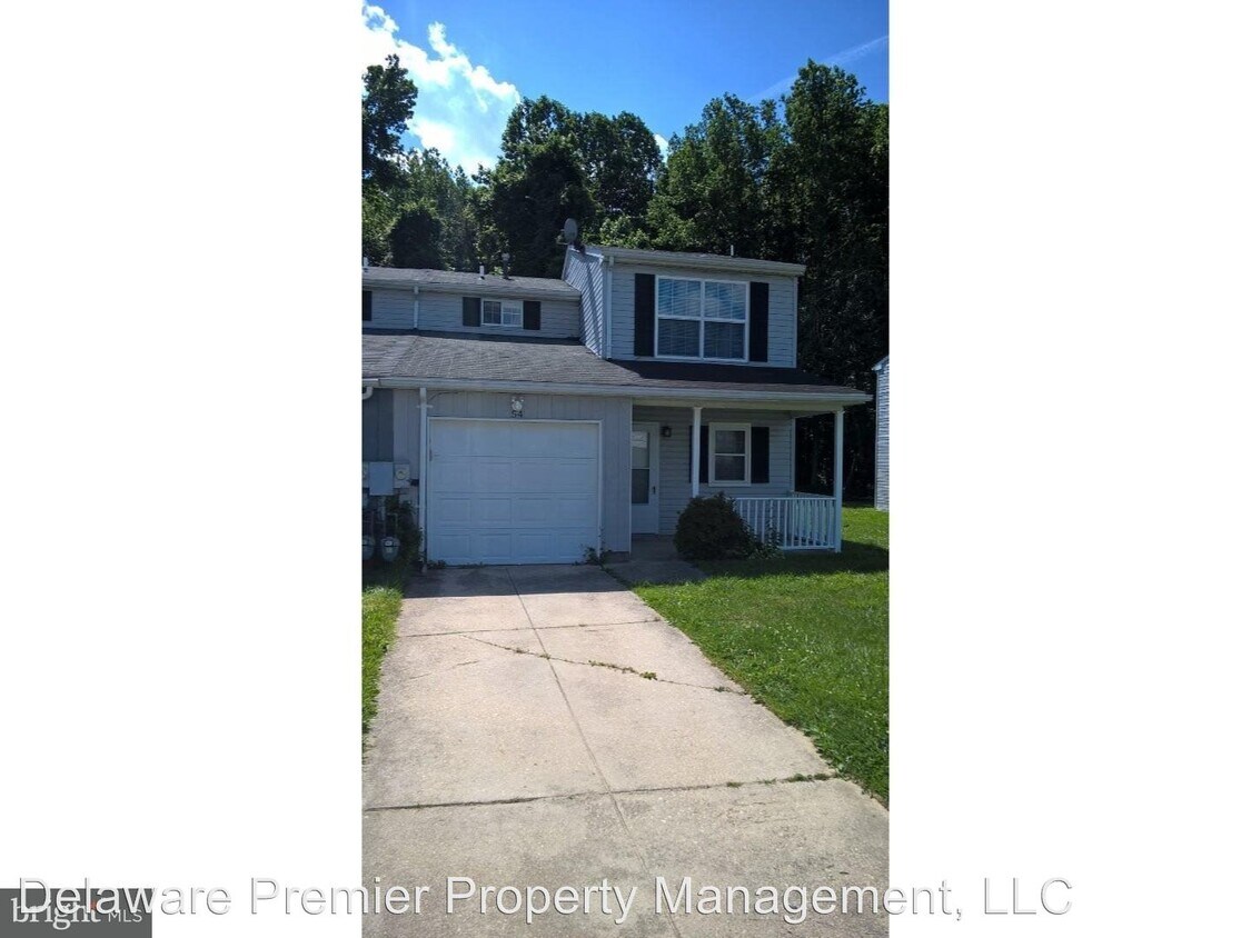 Primary Photo - 3 br, 1.5 bath House - 54 Freedom Trail