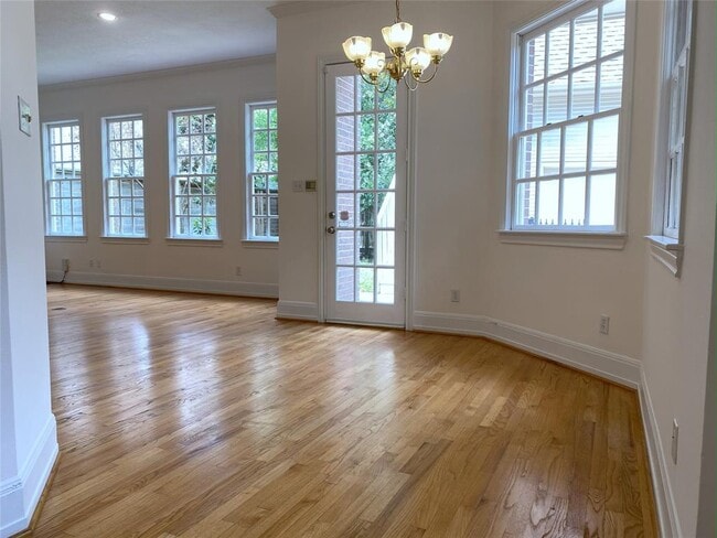 Building Photo - 3024 Rice Boulevard