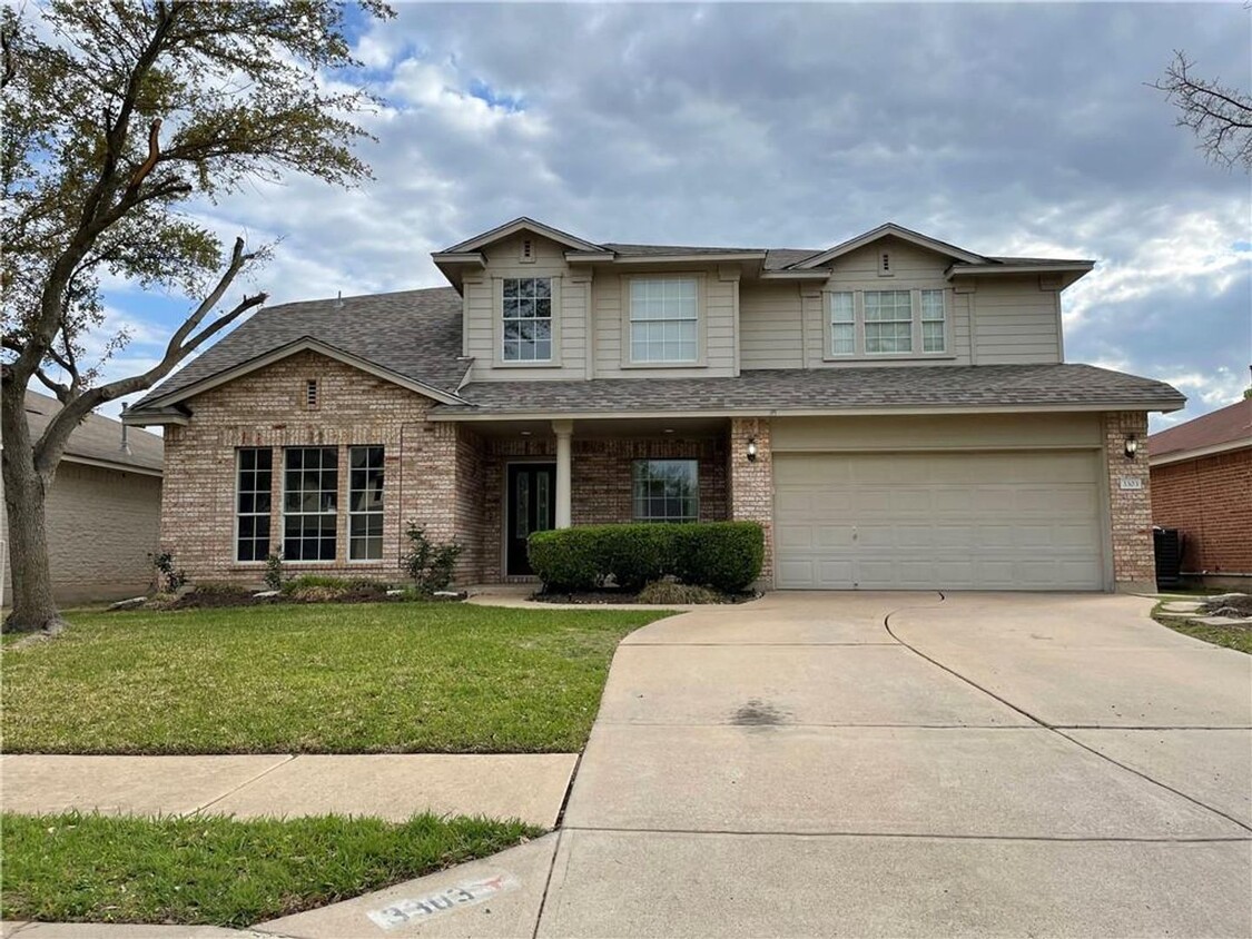 Foto principal - Beautiful 4 Bed / 3 Bath House in Leander'...