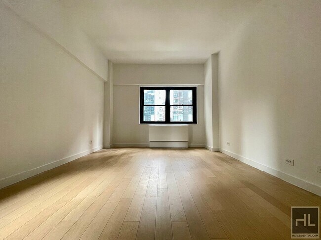 Building Photo - East 39th Street