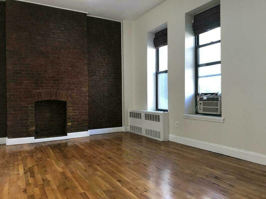 Primary Photo - WEST 85 STREET