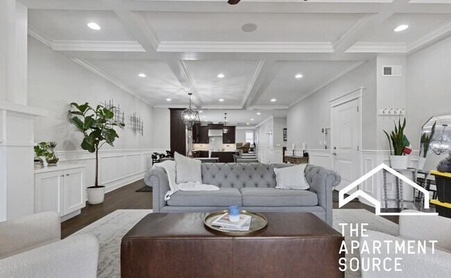 Foto del edificio - 1324 W Grand Ave