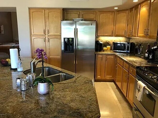 Foto del edificio - Stunning 4BR House in Cave Creek