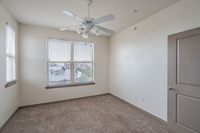 Foto del edificio - Tradewinds Apartments