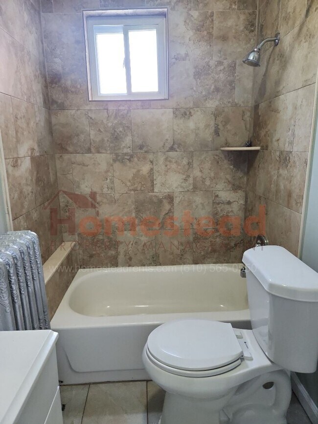 Building Photo - 3 Bedroom House in Darby!