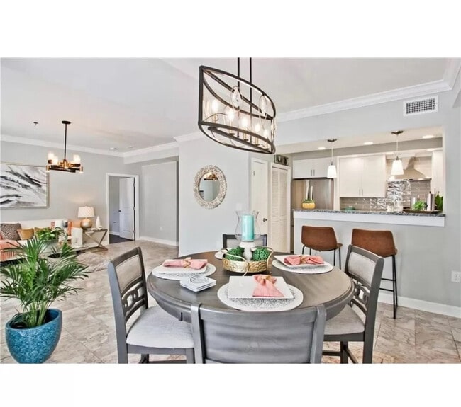 Photo - Room in Condo on Peachtree Rd NE