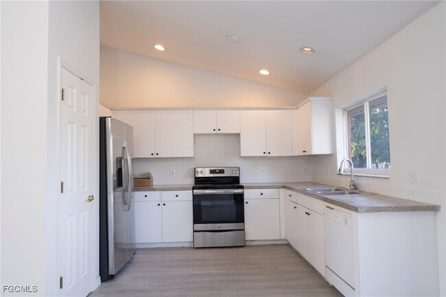 Foto del edificio - 4306 11th St SW