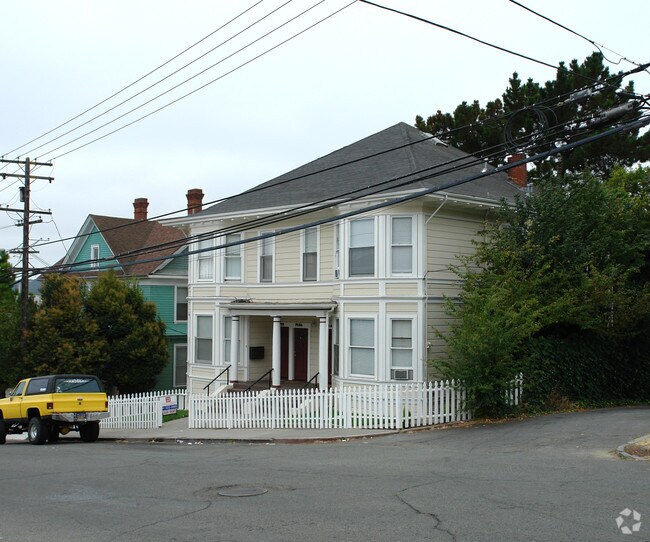 Foto del edificio - 713-715 Sutter St