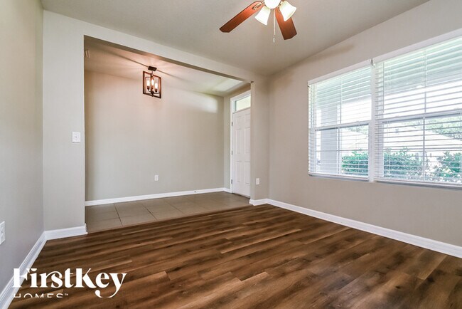 Building Photo - 152 Tierra Verde Way
