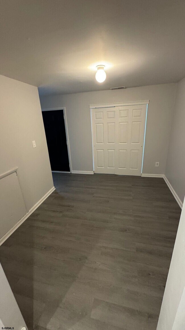Foto del edificio - 2711 Evergreen Ct