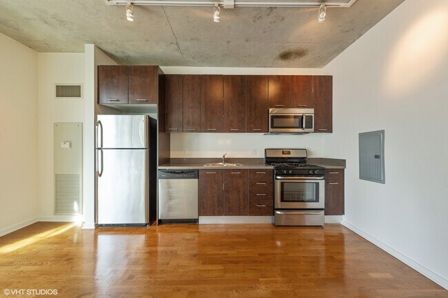 Foto del edificio - 659 W Randolph St