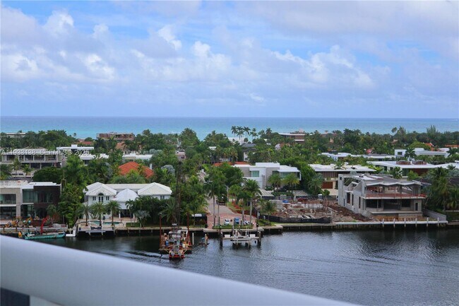 Foto del edificio - 20515 E Country Club Dr