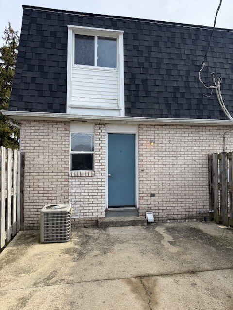 Foto del edificio - 3417 Beachworth Dr