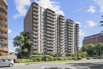 Building Photo - 5885 Cunard St