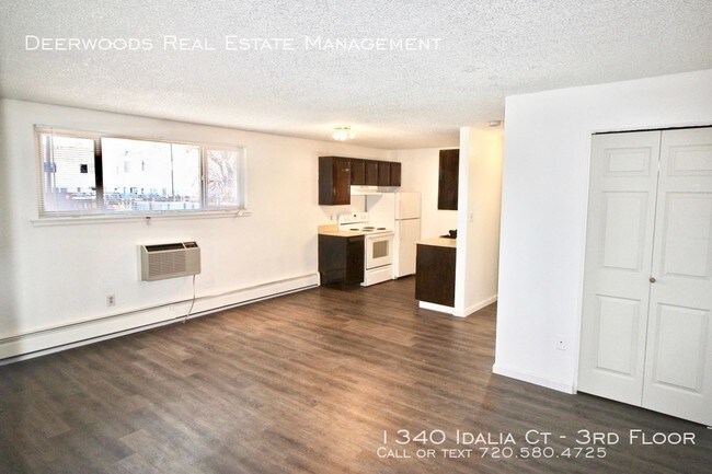 Building Photo - 1340 Idalia Ct
