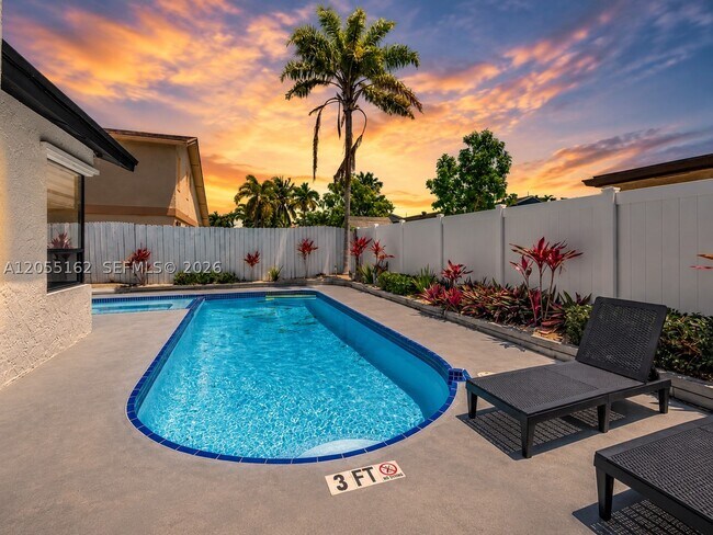 Foto del edificio - 4138 NW 1st Dr
