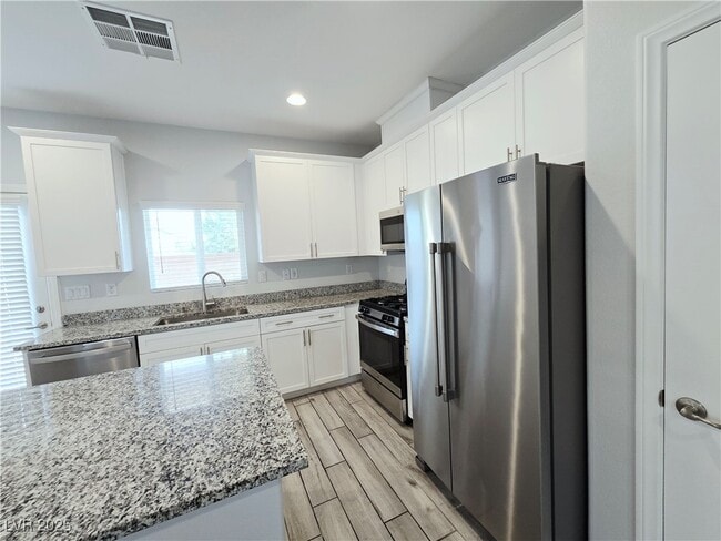 Building Photo - 5846 Steinbeck Vly St