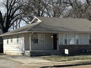 Building Photo - 801 N Rouse St