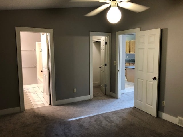 Foto del edificio - 121 Highland Dr