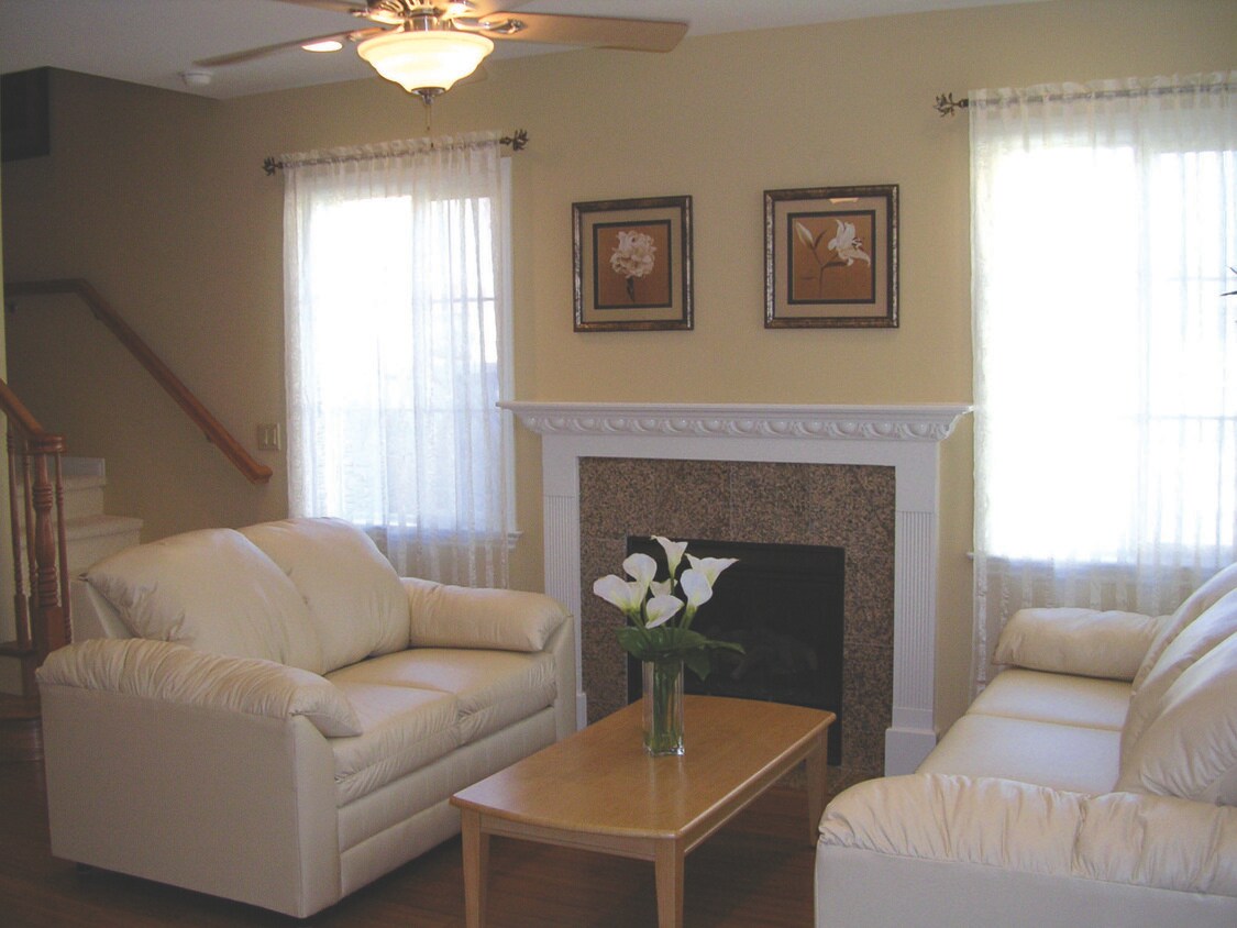 Foto del edificio - 13733 Ruther Ave