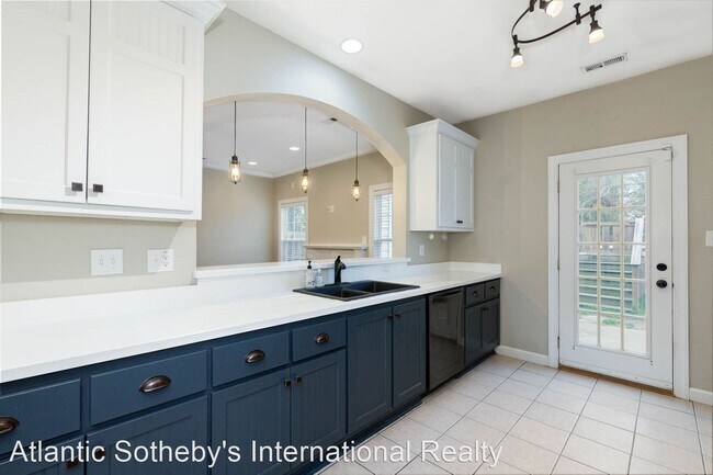Foto del edificio - 5 br, 3 bath House - 6508 Pugh St.