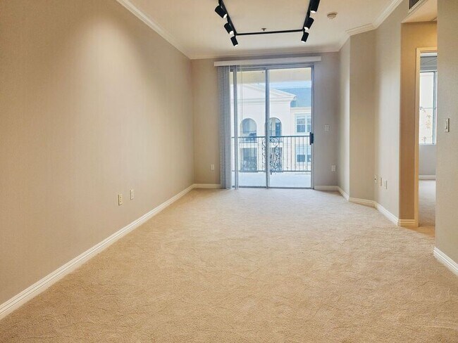 Foto del edificio - 2463 Watermarke Pl