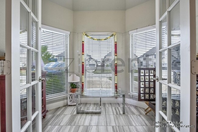 Building Photo - 12363 Cottage Ln