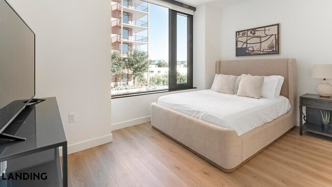 Building Photo - 632 Howard Rd SE