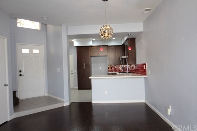 Building Photo - 1008 S Country Glen Way