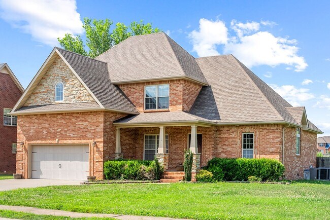 Building Photo - Large home in Farmington Subdivision