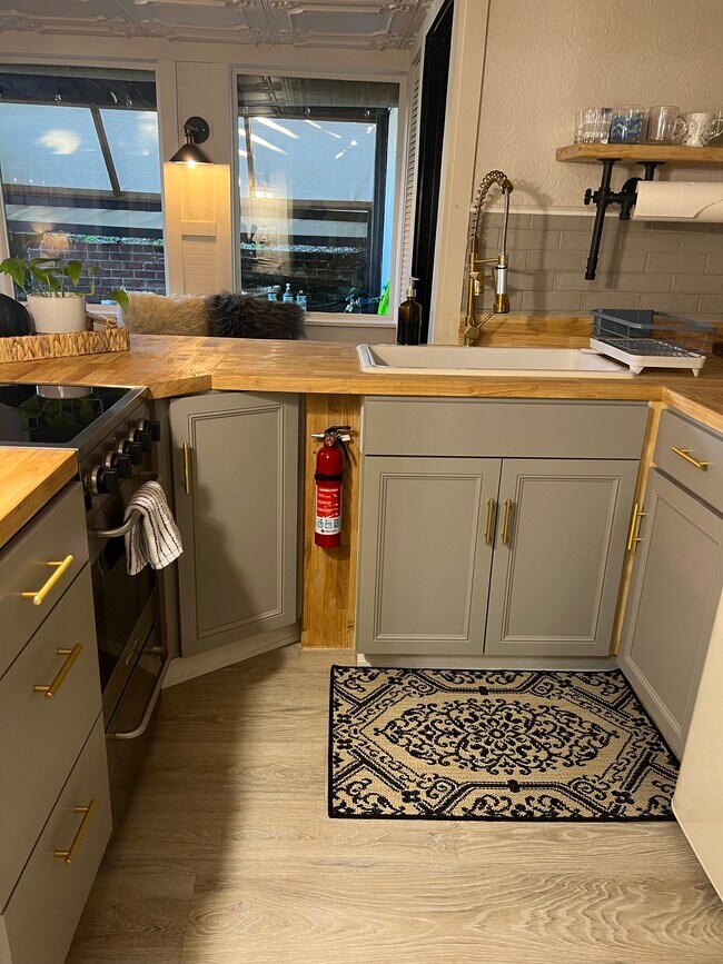 Foto del edificio - 6920 NE 27th Ave