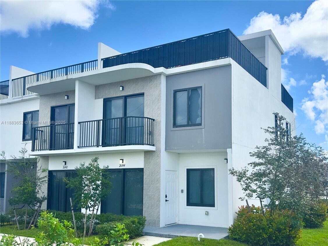 Foto principal - 26144 SW 146th Ct