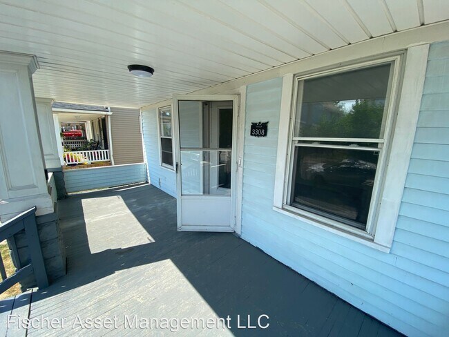 Building Photo - 3 br, 1 bath Apartment - 3308 West 90th 33...