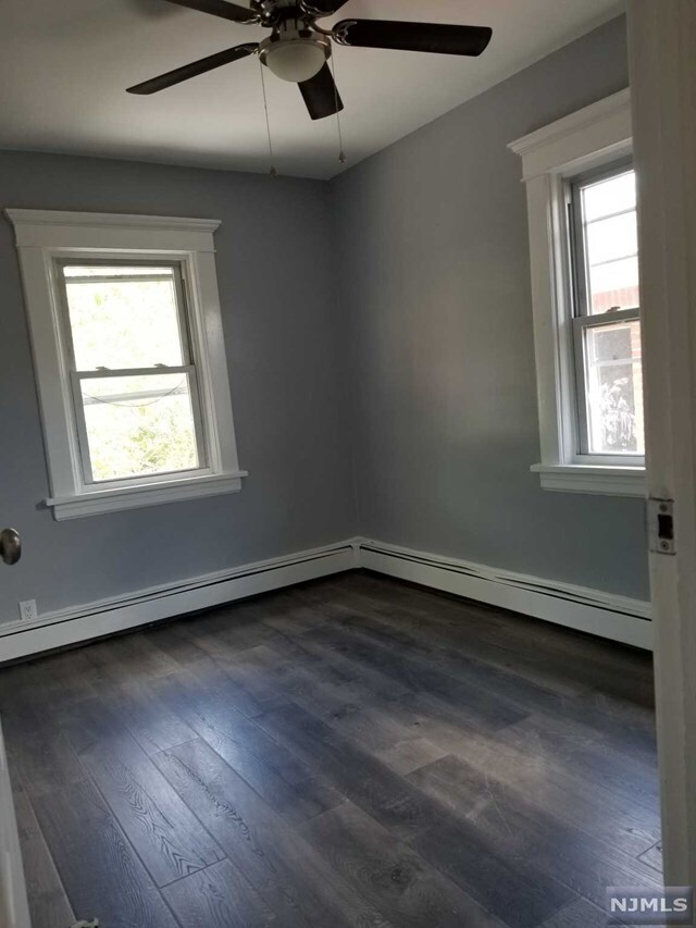 Building Photo - 111 E Central Blvd