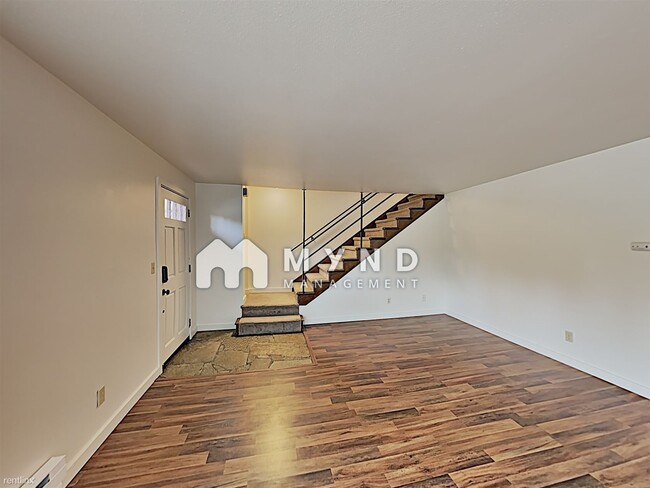 Building Photo - 3 br, 1.5 bath House - 14018 Greenwood Ave N