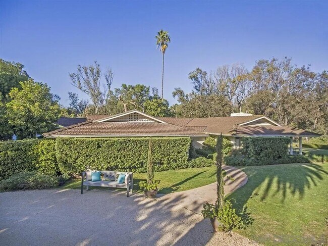 Building Photo - 6224 Los Naranjos Ct