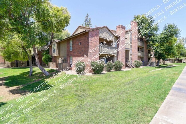 Building Photo - 200 E Southern Ave