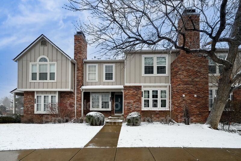 Primary Photo - 9679 W Chatfield Ave