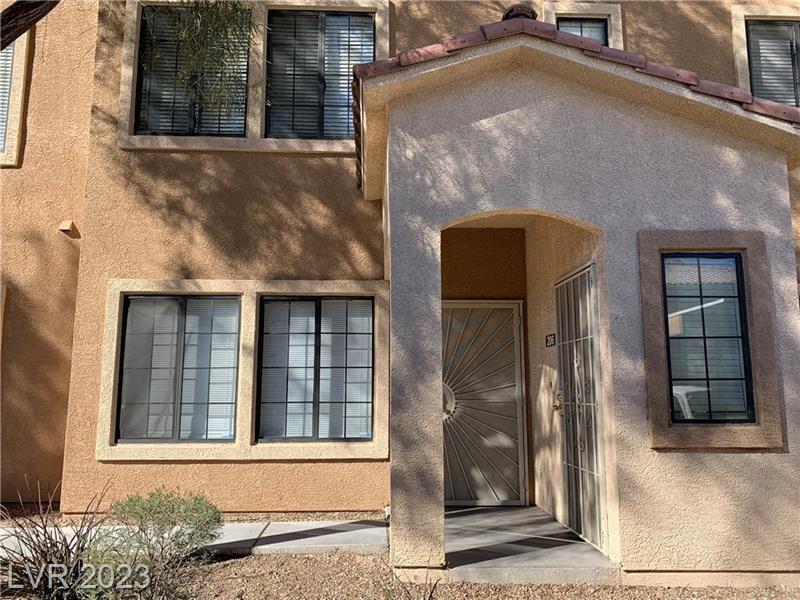 Foto principal - 2151 Hussium Hills St
