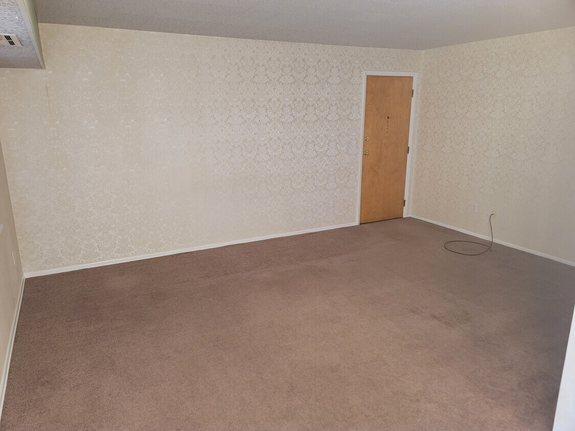 61 Darlington Rd Unit A7, Beaver Falls, PA 15010 Condo for Rent in