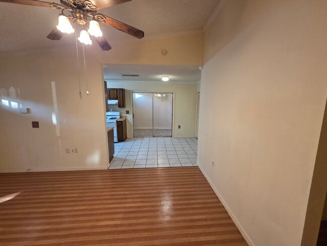 Kitchen - 9414 Misty Meadows